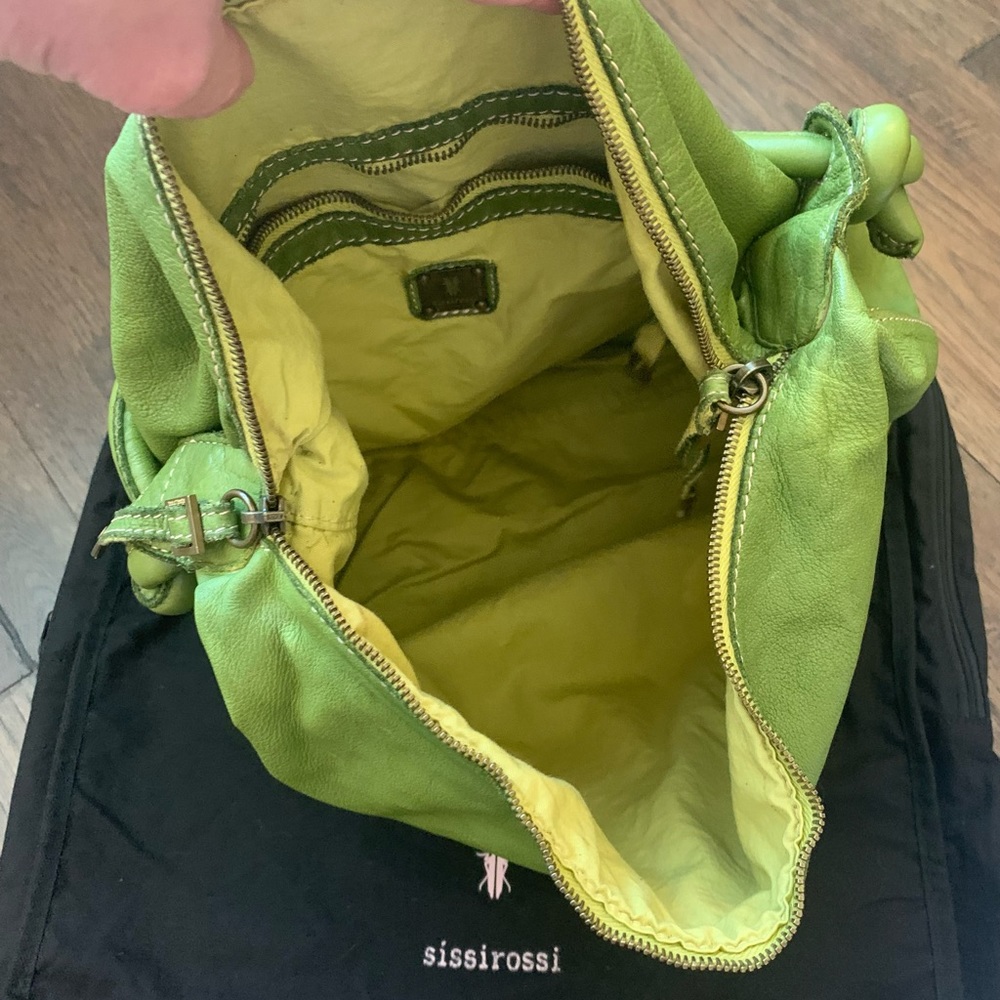 Gorgeous Apple Green Sissirossi bag made in Italy - Picture 7 of 8